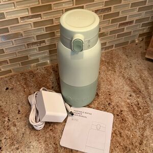 Portable Water Warmer in Light Green